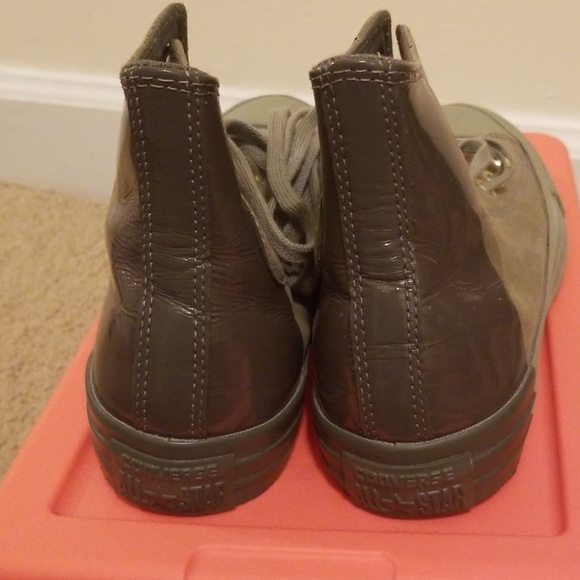 Converse - Picture 3 of 4